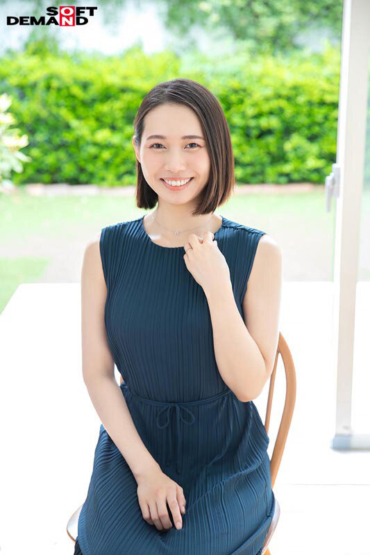 【本物人妻総集編】本物人妻15名が初めてのAV体験で見せたカメラの前での初セックス＆緊張と溢れる興奮を抑えきれない初中出し合計17SEX収録2枚組 10時間